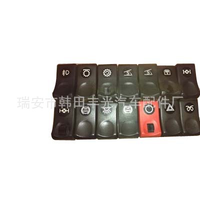 男子乱服药导致全身皮肤溃烂现浮肿:ag亚娱官网(图3) ag亚娱官网