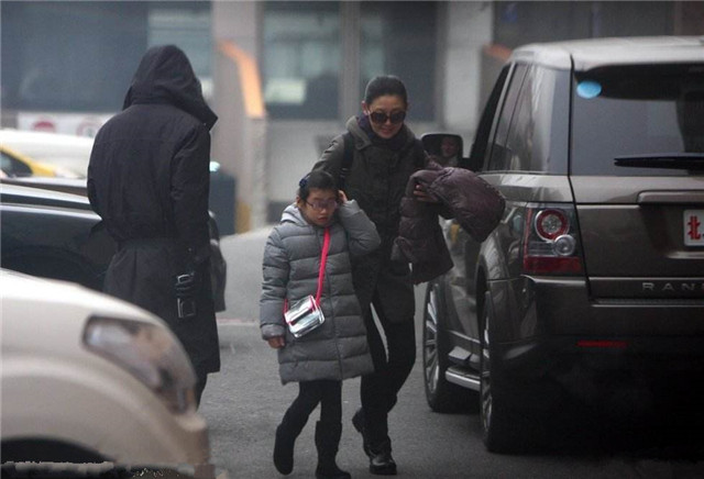 【AG亚娱集团官方】老年人床上身体练习抗疾病的方法(图3) AG亚娱集团官方