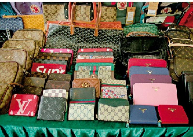 AG亚娱集团|专家称食40年合格添加剂只等于吸1小时汽车尾气(图3) AG亚娱集团