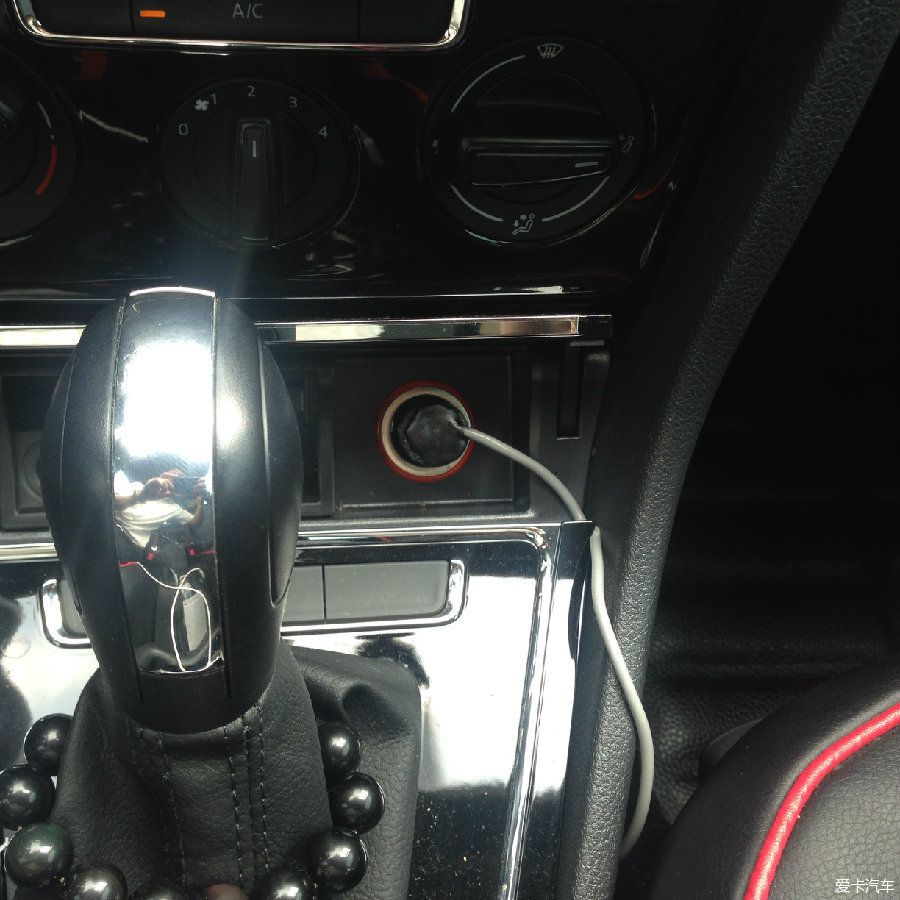 吴奇隆快本再现最强一字马 同苏有朋献唱经典引泪奔“AG亚娱集团”(图2) AG亚娱集团官方