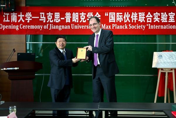 AG亚娱集团官方